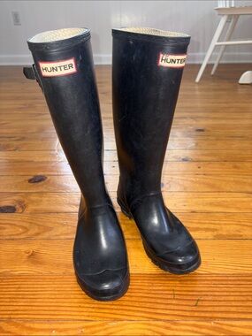 Hunter Black Tall Rubber Rain Boots with Signature Logo